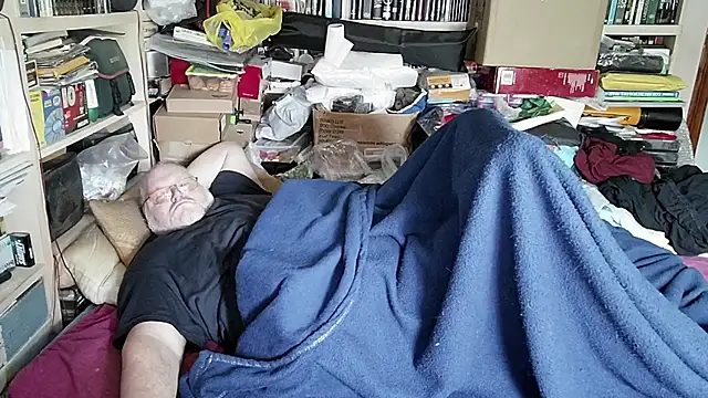 hadeszeuss2 online show from 02-24-25, 02:37