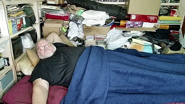 hadeszeuss2 online show from 03-18-25, 03:31