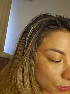 Karen San Miguel online show from 03-21-25, 10:28