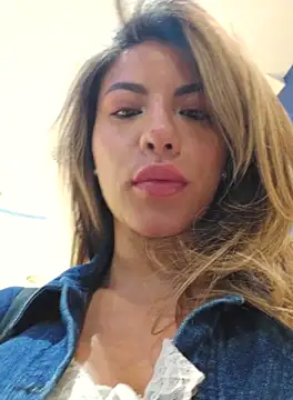 Karen San Miguel online show from 10-03-25, 07:22