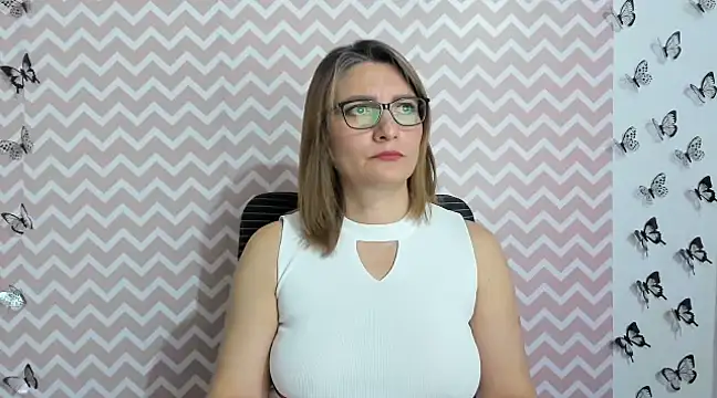 Snapshot of Amie_Adams82_ chatting on 12-02-24, 04:42 Amie Adams82 online show from 12-02-24, 04:42