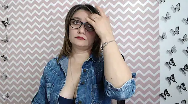 Snapshot of Amie_Adams82_ chatting on 02-04-25, 02:43 Amie Adams82 online show from 02-04-25, 02:43