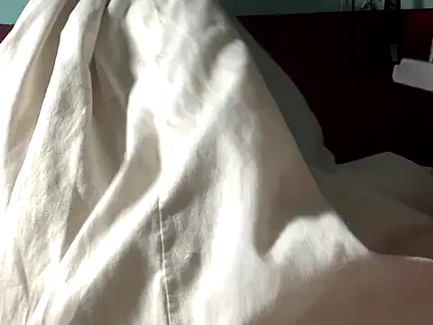 misu09 online show from 12-16-25, 07:46