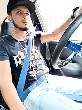 Snapshot of mosmar_20 chatting on 01-17-25, 06:12 mosmar 20 online show from 01-17-25, 06:12