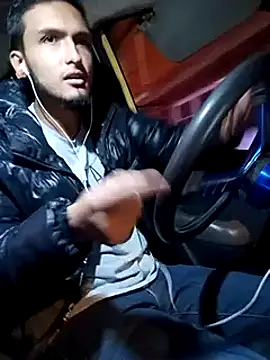 Snapshot of mosmar_20 chatting on 01-29-25, 12:33 mosmar 20 online show from 01-29-25, 12:33