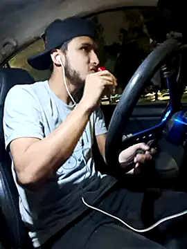 Snapshot of mosmar_20 chatting on 02-25-25, 03:20 mosmar 20 online show from 02-25-25, 03:20