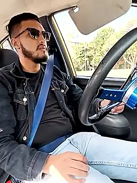 Snapshot of mosmar_20 chatting on 09-11-25, 01:44 mosmar 20 online show from 09-11-25, 01:44