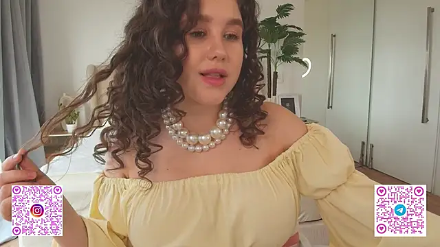 Ariella Sol online show from 01-13-26, 07:08