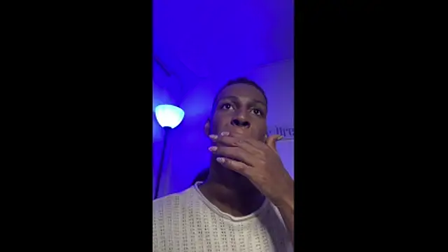 maiki18  online show from 03-31-26, 01:07