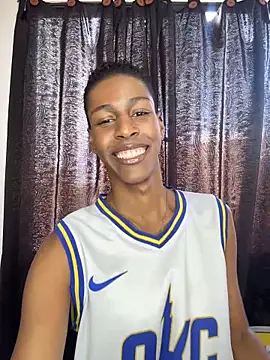 maiki18  online show from 04-14-26, 08:15