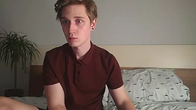 Shirizi online show from 10-20-25, 08:53