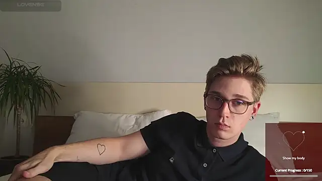 Shirizi online show from 11-09-25, 02:48