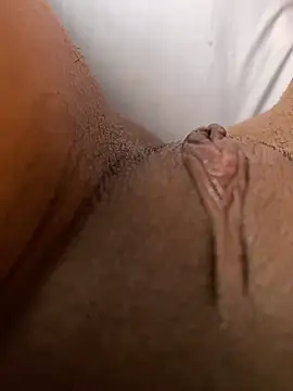 Snapshot of lili_fire69 chatting on 02-26-25, 12:25 lili fire69 online show from 02-26-25, 12:25