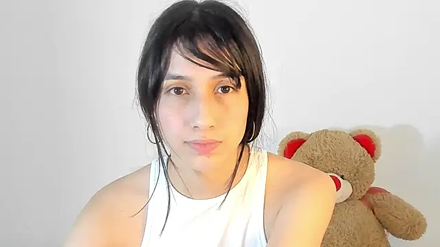 Snapshot of ericbana__ chatting on 01-05-25, 05:20 ericbana   online show from 01-05-25, 05:20