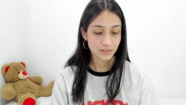 Snapshot of ericbana__ chatting on 01-12-25, 02:45 ericbana   online show from 01-12-25, 02:45