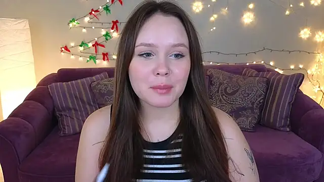 Snapshot of miki_miki_cutie_ chatting on 12-24-24, 04:51 miki miki cutie online show from 12-24-24, 04:51