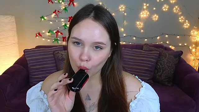 Snapshot of miki_miki_cutie_ chatting on 01-07-25, 07:59 miki miki cutie online show from 01-07-25, 07:59