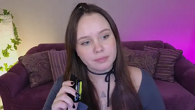 Snapshot of miki_miki_cutie_ chatting on 01-22-25, 02:26 miki miki cutie online show from 01-22-25, 02:26