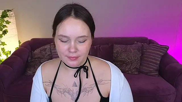 Snapshot of miki_miki_cutie_ chatting on 01-30-25, 11:13 miki miki cutie online show from 01-30-25, 11:13