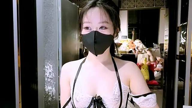 Snapshot of Martha_99 chatting on 11-14-25, 12:26 Martha 99 online show from 11-14-25, 12:26