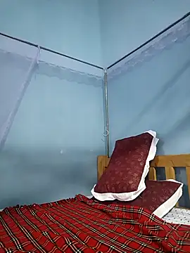 cocolicky online show from 10-04-25, 05:16