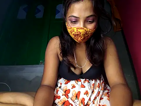 Snapshot of cutesoma2 chatting on 01-11-25, 04:57 cutesoma2 online show from 01-11-25, 04:57