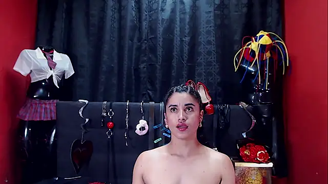 Hannamariana online show from 02-26-25, 01:19