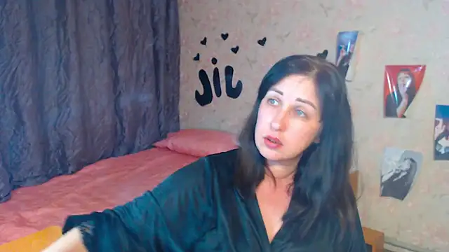JillStevens online show from 09-20-25, 02:40