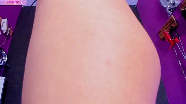 Alexa Slave online show from 03-10-26, 07:19