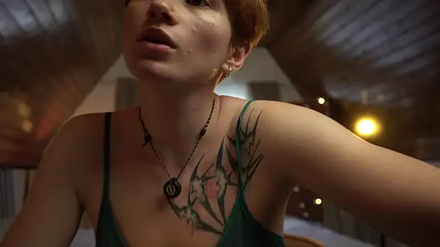 Snapshot of AkaneiroDemon chatting on 09-16-25, 01:23 AkaneiroDemon online show from 09-16-25, 01:23