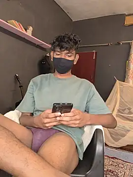 Snapshot of richardjames95 chatting on 10-29-25, 06:42 richardjames95 online show from 10-29-25, 06:42