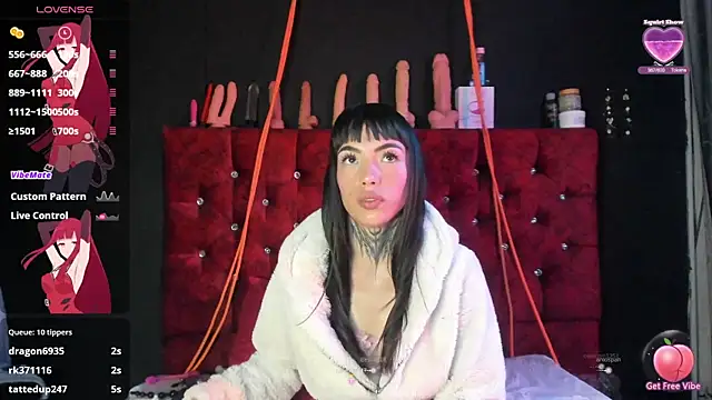 Snapshot of Alice_ch1 chatting on 03-04-25, 10:05 Alice ch1 online show from 03-04-25, 10:05