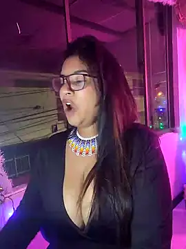 Sofythom1 online show from 12-08-24, 07:15