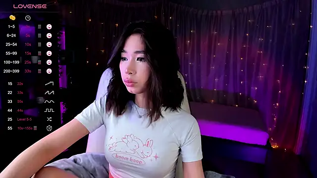 Snapshot of sensualily chatting on 02-27-25, 04:43 sensualily online show from 02-27-25, 04:43