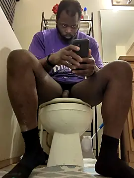 Snapshot of goodboybaddaddy chatting on 02-23-25, 10:39 goodboybaddaddy online show from 02-23-25, 10:39