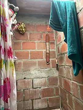 Snapshot of Stiven-Bell chatting on 02-22-25, 06:08 Stiven-Bell online show from 02-22-25, 06:08