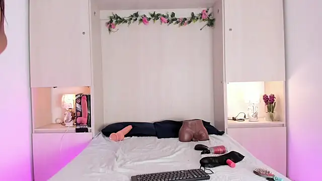 Snapshot of KendallRosse1 chatting on 01-06-26, 12:20 KendallRosse1 online show from 01-06-26, 12:20