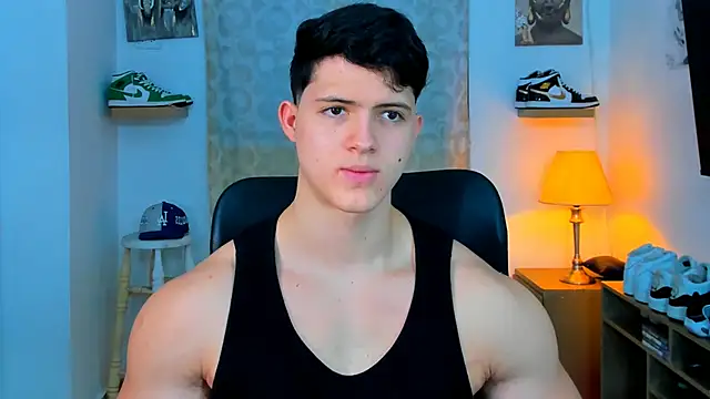 Hazzan Velez online show from 12-14-24, 08:18