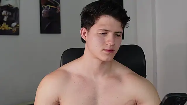 Hazzan Velez online show from 01-08-26, 02:14