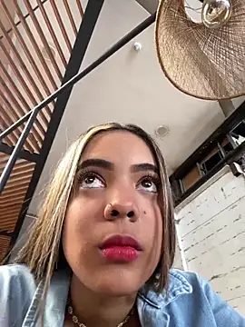 NAUGHTY LITTLE 18 online show from 12-21-24, 06:34