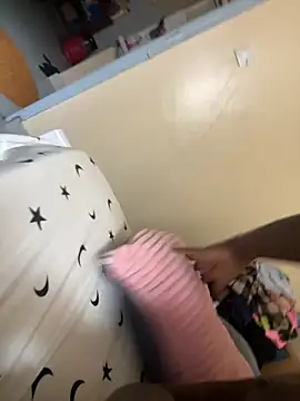 annkeller online show from 11-14-25, 08:24