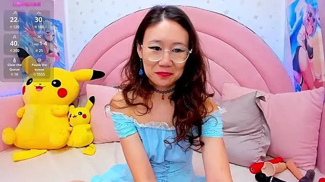 Snapshot of Nao__Chan_ chatting on 02-14-25, 01:34 Nao Chan online show from 02-14-25, 01:34