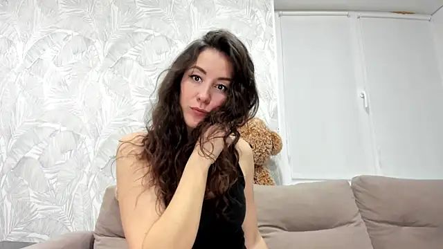 Snapshot of Karina_sunny chatting on 02-10-25, 10:19 Karina sunny online show from 02-10-25, 10:19