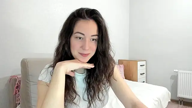 Snapshot of Karina_sunny chatting on 03-22-25, 08:37 Karina sunny online show from 03-22-25, 08:37