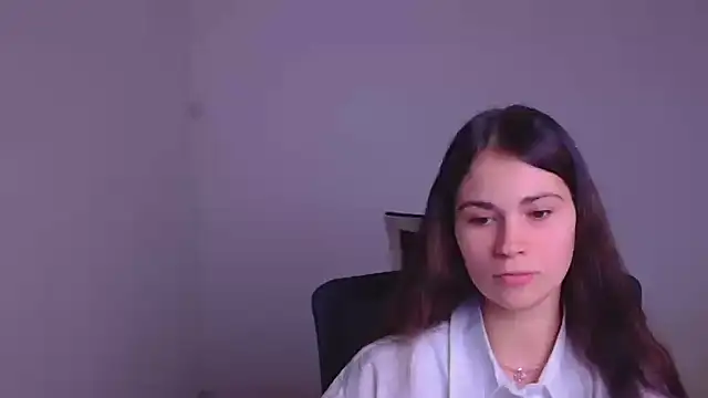 Loon Amore online show from 12-28-24, 07:01