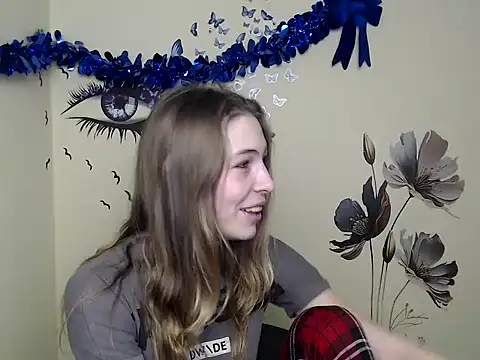 StrangerGi online show from 01-12-25, 01:05