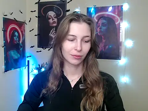 StrangerGi online show from 12-17-25, 07:14