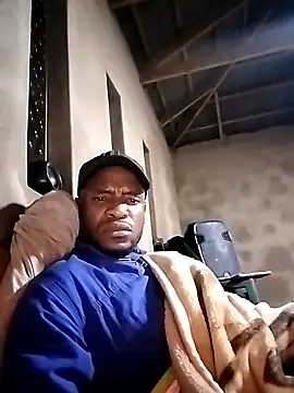 Snapshot of mznsi chatting on 11-06-25, 10:32 mznsi online show from 11-06-25, 10:32