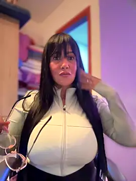 Saorii kiido online show from 10-23-25, 02:22