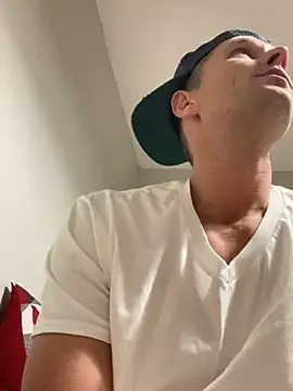 Camcam21 online show from 12-26-24, 02:44